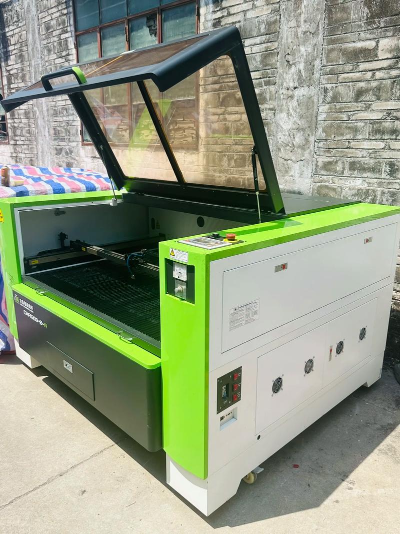 大族粵銘激光切割機,單頭150 瓦亞克力激光機#同城熱點 #