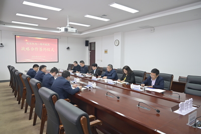 深化產(chǎn)教融合，共筑智造未來 我校與凱邁機(jī)電簽訂戰(zhàn)略合作框架協(xié)議及技術(shù)開發(fā)合同